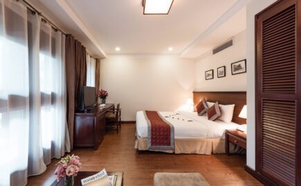 La Dolce Vita Hotel